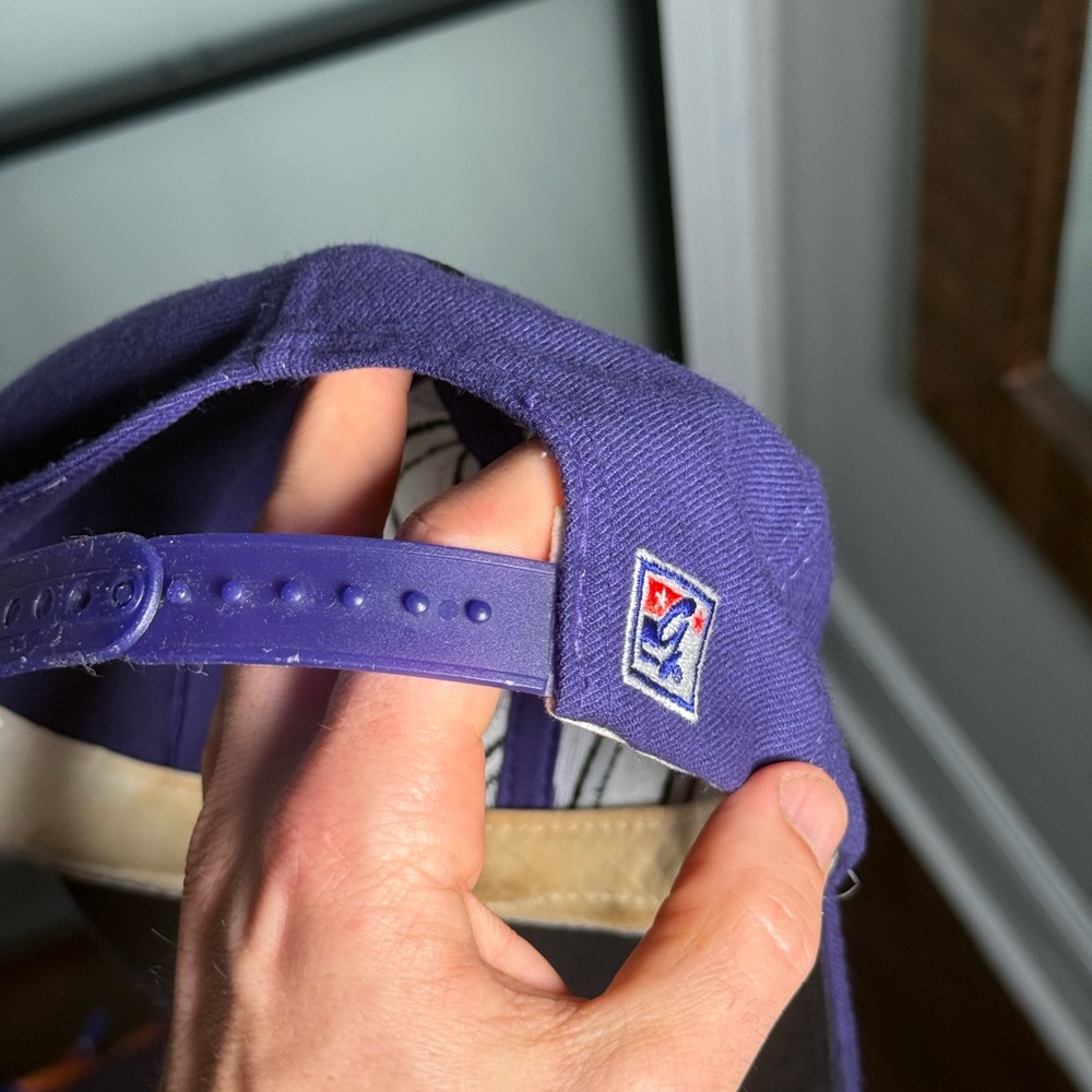 Vintage Broncos, Rockies, Nuggets hats and Broncos Duffle bag - Picture 7 of 8